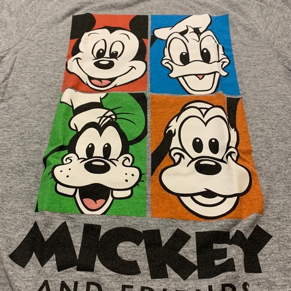 Disney Mickey and Friends Gray T-Shirt Size Large Mickey Donald Goofy Pluto - Picture 3 of 6